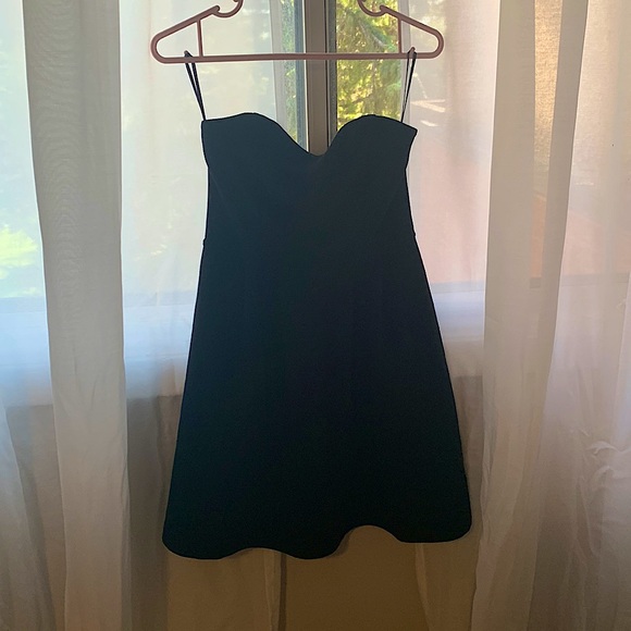 Black strapless dress - forever 21 - Picture 1 of 1